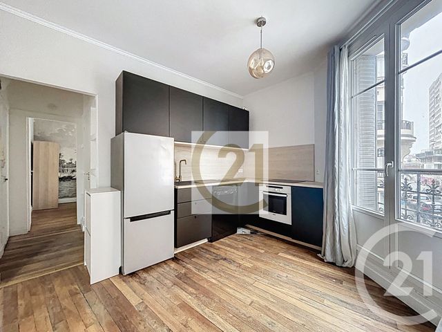 Appartement F2 à vendre - 2 pièces - 45.14 m2 - IVRY SUR SEINE - 94 - ILE-DE-FRANCE - Century 21 Raspail