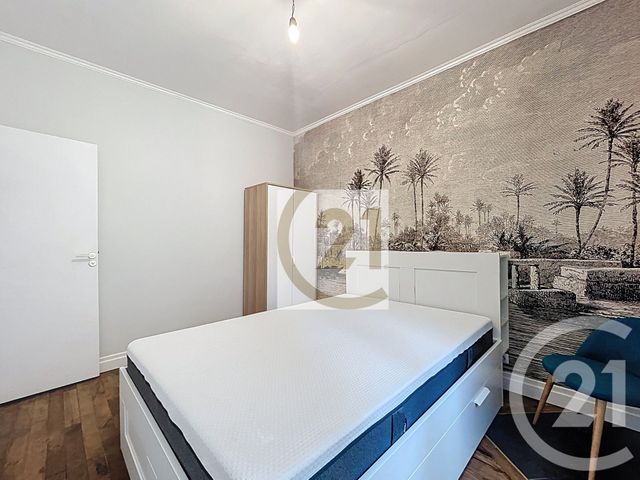 Appartement F2 à vendre - 2 pièces - 45.14 m2 - IVRY SUR SEINE - 94 - ILE-DE-FRANCE - Century 21 Raspail