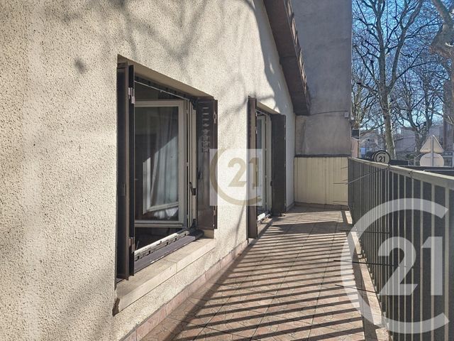 maison à vendre - 4 pièces - 74.01 m2 - IVRY SUR SEINE - 94 - ILE-DE-FRANCE - Century 21 Raspail