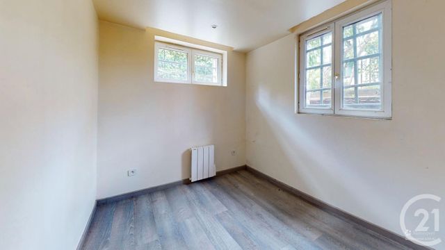 Appartement F2 à vendre - 3 pièces - 55.38 m2 - IVRY SUR SEINE - 94 - ILE-DE-FRANCE - Century 21 Raspail