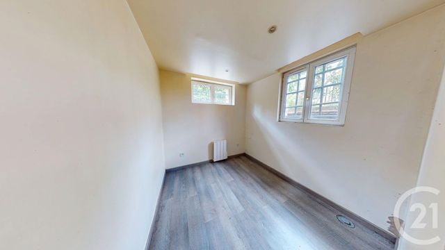 Appartement F2 à vendre - 3 pièces - 55.38 m2 - IVRY SUR SEINE - 94 - ILE-DE-FRANCE - Century 21 Raspail