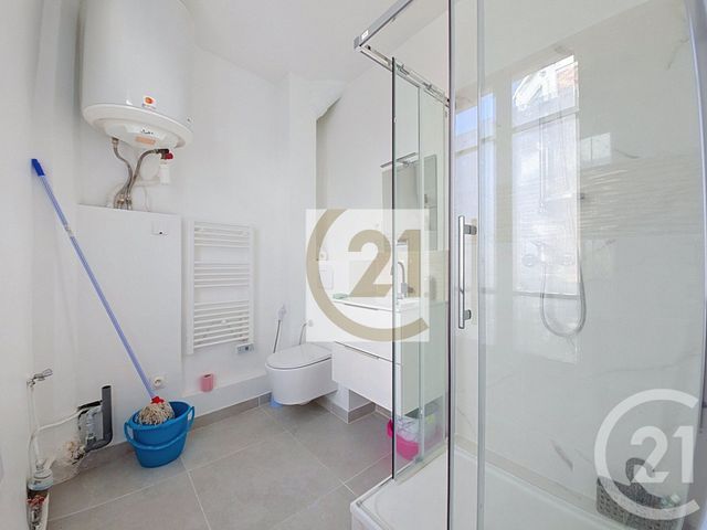 Appartement F3 à vendre - 3 pièces - 53.25 m2 - IVRY SUR SEINE - 94 - ILE-DE-FRANCE - Century 21 Raspail