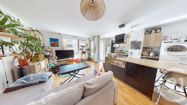 Appartement F3 à vendre - 3 pièces - 76.25 m2 - IVRY SUR SEINE - 94 - ILE-DE-FRANCE - Century 21 Raspail