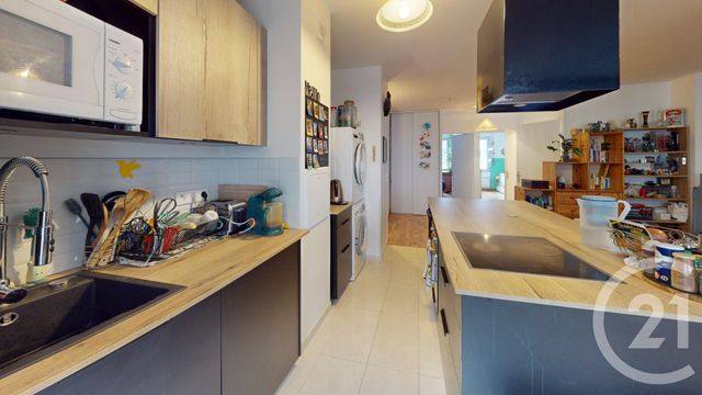 Appartement F3 à vendre - 3 pièces - 76.25 m2 - IVRY SUR SEINE - 94 - ILE-DE-FRANCE - Century 21 Raspail