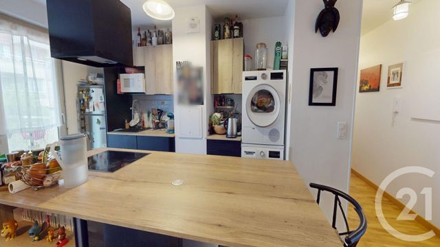 Appartement F3 à vendre - 3 pièces - 76.25 m2 - IVRY SUR SEINE - 94 - ILE-DE-FRANCE - Century 21 Raspail