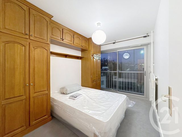 Appartement F2 à louer - 2 pièces - 42.0 m2 - IVRY SUR SEINE - 94 - ILE-DE-FRANCE - Century 21 Raspail