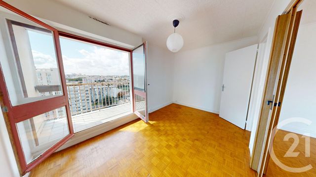 Appartement F3 à vendre - 3 pièces - 66.11 m2 - IVRY SUR SEINE - 94 - ILE-DE-FRANCE - Century 21 Raspail