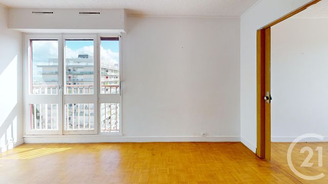 Appartement F3 à vendre - 3 pièces - 66.11 m2 - IVRY SUR SEINE - 94 - ILE-DE-FRANCE - Century 21 Raspail