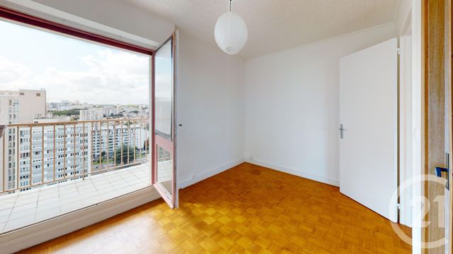 Appartement F3 à vendre - 3 pièces - 66.11 m2 - IVRY SUR SEINE - 94 - ILE-DE-FRANCE - Century 21 Raspail