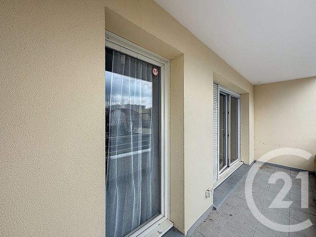 Appartement à vendre - 3 pièces - 66.98 m2 - IVRY SUR SEINE - 94 - ILE-DE-FRANCE - Century 21 Raspail