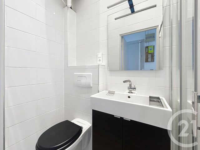 Appartement F2 à vendre - 2 pièces - 33.9 m2 - IVRY SUR SEINE - 94 - ILE-DE-FRANCE - Century 21 Raspail