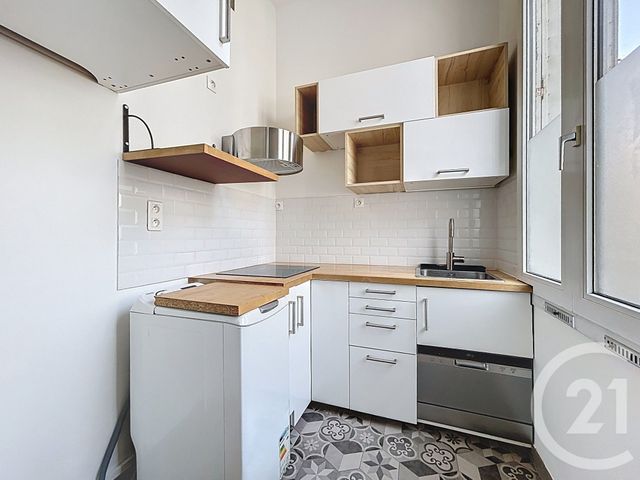 Appartement F2 à vendre - 2 pièces - 33.9 m2 - IVRY SUR SEINE - 94 - ILE-DE-FRANCE - Century 21 Raspail