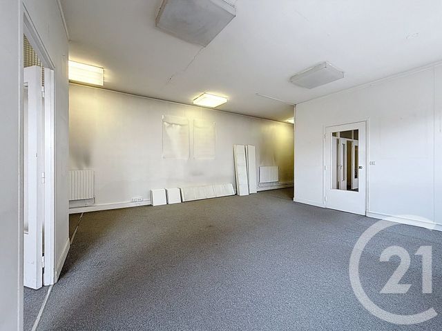 divers à vendre - 84.05 m2 - IVRY SUR SEINE - 94 - ILE-DE-FRANCE - Century 21 Raspail