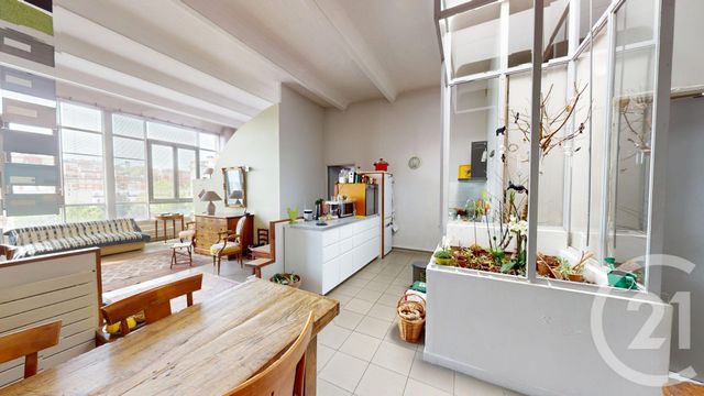 Appartement Loft à vendre - 3 pièces - 85.01 m2 - IVRY SUR SEINE - 94 - ILE-DE-FRANCE - Century 21 Raspail