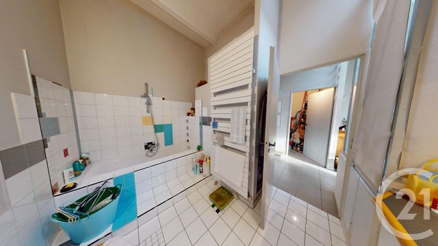 Appartement Loft à vendre - 3 pièces - 85.01 m2 - IVRY SUR SEINE - 94 - ILE-DE-FRANCE - Century 21 Raspail