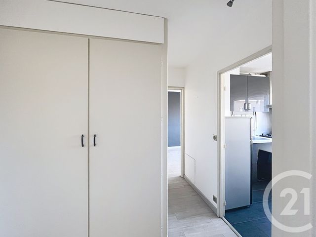 Appartement F2 à louer - 2 pièces - 44.01 m2 - IVRY SUR SEINE - 94 - ILE-DE-FRANCE - Century 21 Raspail