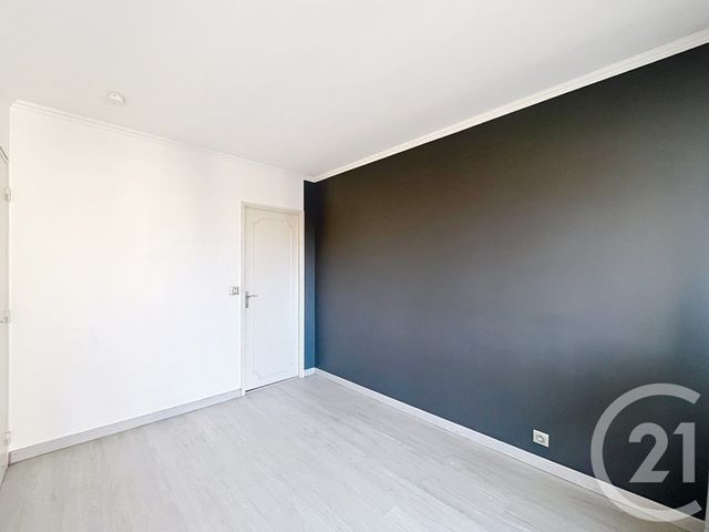 Appartement F2 à louer - 2 pièces - 44.01 m2 - IVRY SUR SEINE - 94 - ILE-DE-FRANCE - Century 21 Raspail