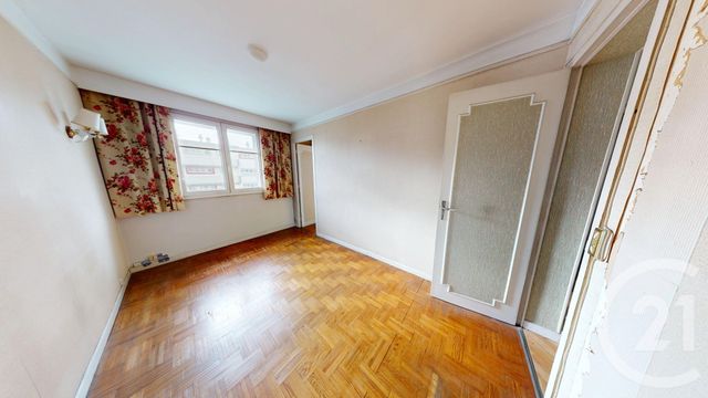 Appartement F2 à vendre - 2 pièces - 40.43 m2 - VITRY SUR SEINE - 94 - ILE-DE-FRANCE - Century 21 Raspail