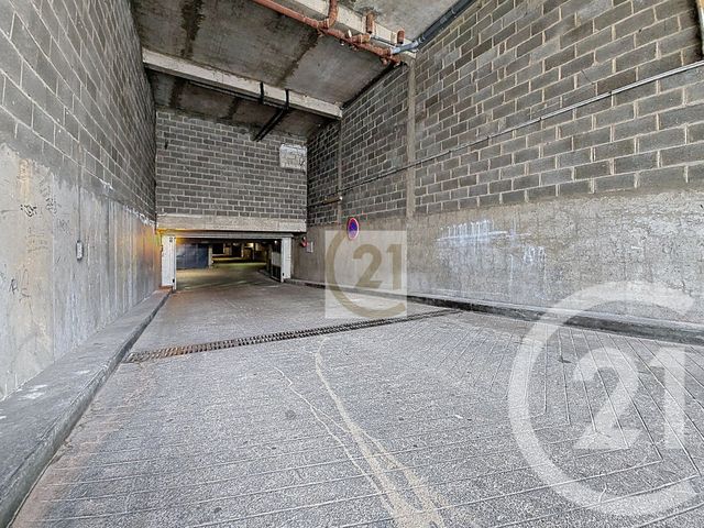 parking à vendre - 12.42 m2 - IVRY SUR SEINE - 94 - ILE-DE-FRANCE - Century 21 Raspail