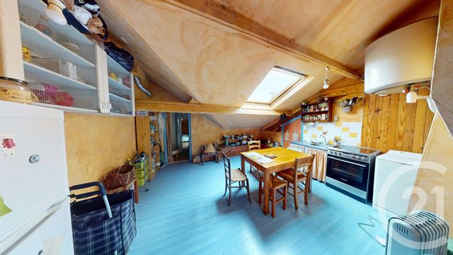 Appartement F2 à vendre - 2 pièces - 52.65 m2 - IVRY SUR SEINE - 94 - ILE-DE-FRANCE - Century 21 Raspail