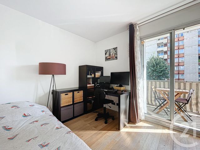 Appartement F3 à vendre - 3 pièces - 46.49 m2 - IVRY SUR SEINE - 94 - ILE-DE-FRANCE - Century 21 Raspail
