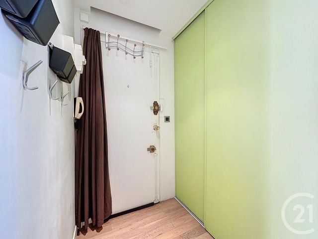 Appartement F3 à vendre - 3 pièces - 46.49 m2 - IVRY SUR SEINE - 94 - ILE-DE-FRANCE - Century 21 Raspail