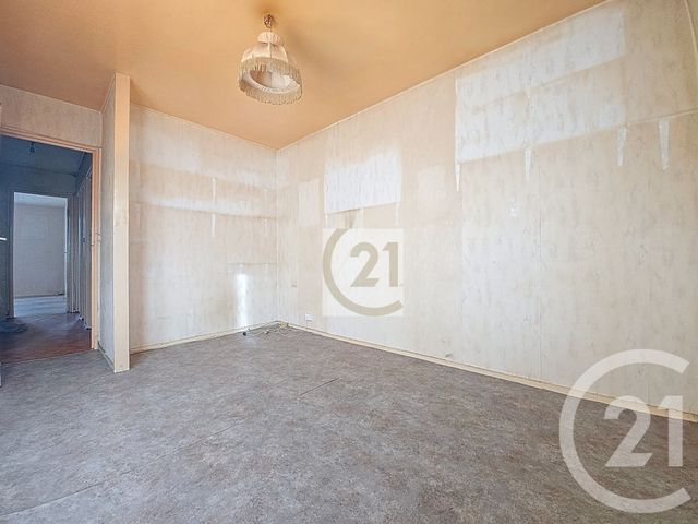 Appartement F3 à vendre - 3 pièces - 53.81 m2 - IVRY SUR SEINE - 94 - ILE-DE-FRANCE - Century 21 Raspail