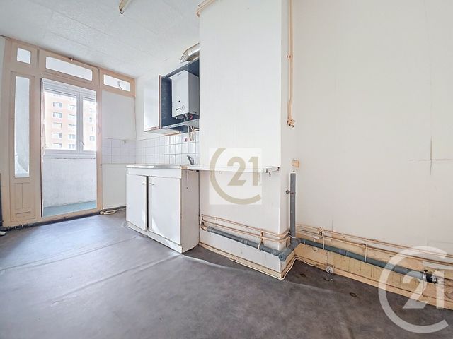 Appartement F3 à vendre - 3 pièces - 53.81 m2 - IVRY SUR SEINE - 94 - ILE-DE-FRANCE - Century 21 Raspail