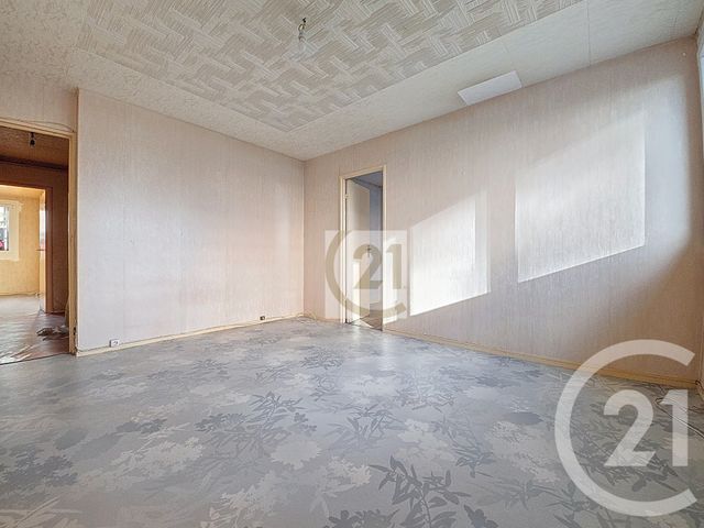 Appartement F3 à vendre - 3 pièces - 53.81 m2 - IVRY SUR SEINE - 94 - ILE-DE-FRANCE - Century 21 Raspail