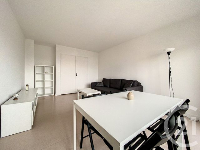 Appartement F3 à louer - 3 pièces - 66.0 m2 - VITRY SUR SEINE - 94 - ILE-DE-FRANCE - Century 21 Raspail
