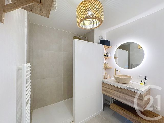 Appartement F2 à louer - 2 pièces - 45.04 m2 - VITRY SUR SEINE - 94 - ILE-DE-FRANCE - Century 21 Raspail