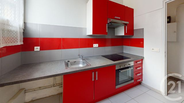 Appartement F2 à vendre - 2 pièces - 39.38 m2 - IVRY SUR SEINE - 94 - ILE-DE-FRANCE - Century 21 Raspail