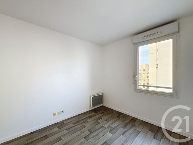 Appartement F3 à louer - 3 pièces - 58.74 m2 - VITRY SUR SEINE - 94 - ILE-DE-FRANCE - Century 21 Raspail