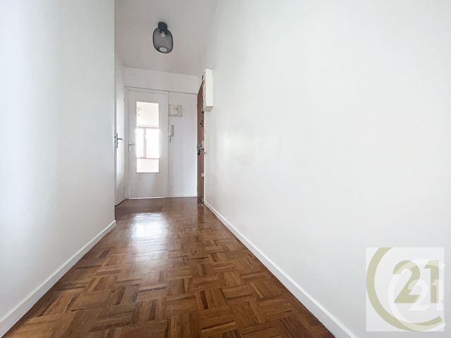 Appartement F3 à louer - 3 pièces - 50.12 m2 - IVRY SUR SEINE - 94 - ILE-DE-FRANCE - Century 21 Raspail