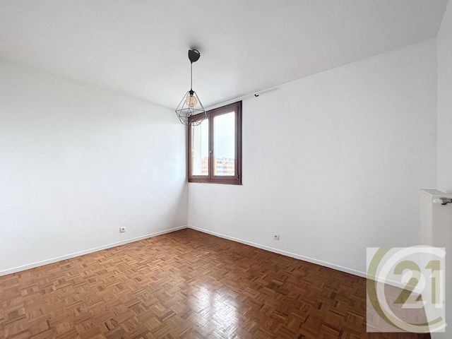 Appartement F3 à louer - 3 pièces - 50.12 m2 - IVRY SUR SEINE - 94 - ILE-DE-FRANCE - Century 21 Raspail