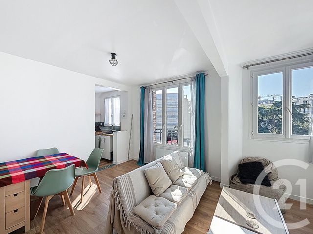 Appartement F2 à vendre - 2 pièces - 39.24 m2 - IVRY SUR SEINE - 94 - ILE-DE-FRANCE - Century 21 Raspail