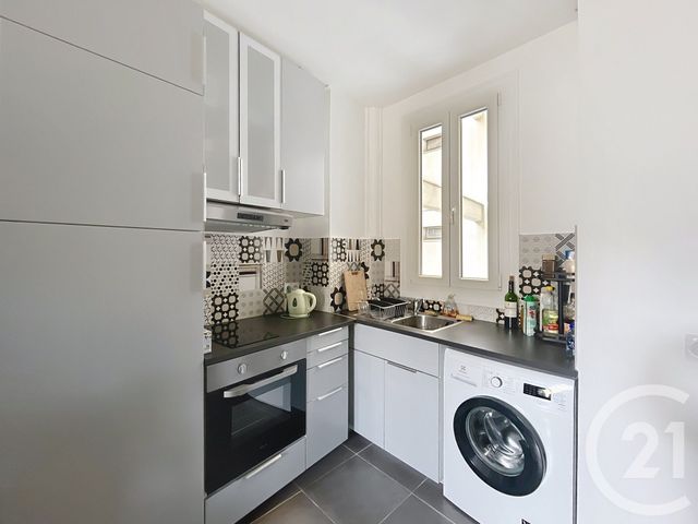 Appartement F2 à louer - 2 pièces - 31.4 m2 - PARIS - 75013 - ILE-DE-FRANCE - Century 21 Raspail