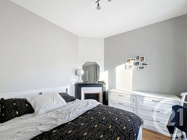 Appartement F2 à louer - 2 pièces - 31.4 m2 - PARIS - 75013 - ILE-DE-FRANCE - Century 21 Raspail