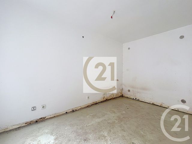 Appartement Studio à vendre - 1 pièce - 18.47 m2 - IVRY SUR SEINE - 94 - ILE-DE-FRANCE - Century 21 Raspail