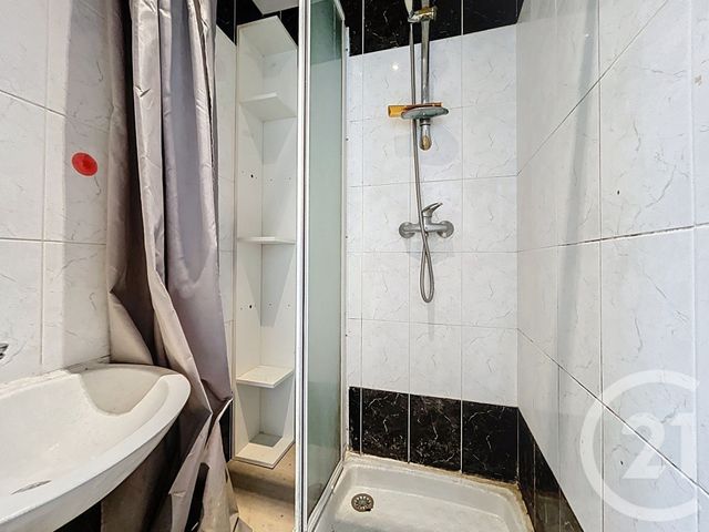 Appartement Studio à vendre - 1 pièce - 18.47 m2 - IVRY SUR SEINE - 94 - ILE-DE-FRANCE - Century 21 Raspail