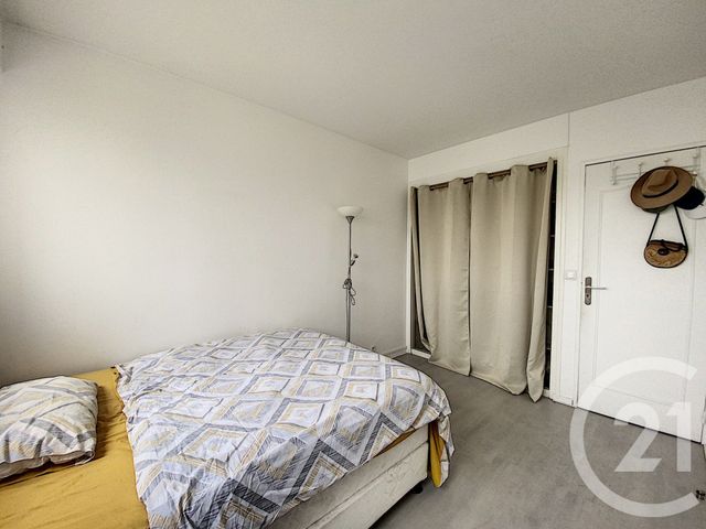 Appartement F3 à louer - 3 pièces - 67.83 m2 - IVRY SUR SEINE - 94 - ILE-DE-FRANCE - Century 21 Raspail