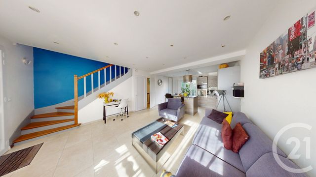 maison à vendre - 4 pièces - 72.14 m2 - IVRY SUR SEINE - 94 - ILE-DE-FRANCE - Century 21 Raspail