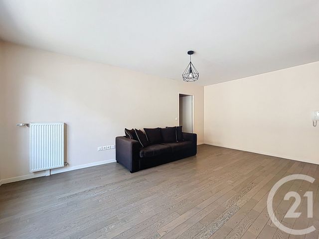 Appartement F3 à louer - 3 pièces - 58.13 m2 - IVRY SUR SEINE - 94 - ILE-DE-FRANCE - Century 21 Raspail