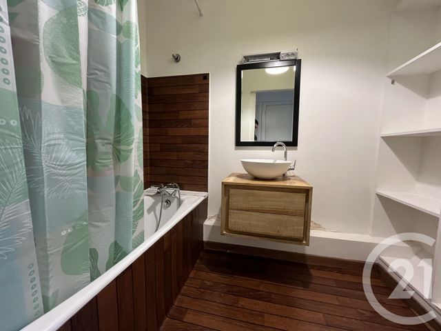 Appartement F4 à louer - 4 pièces - 84.84 m2 - IVRY SUR SEINE - 94 - ILE-DE-FRANCE - Century 21 Raspail