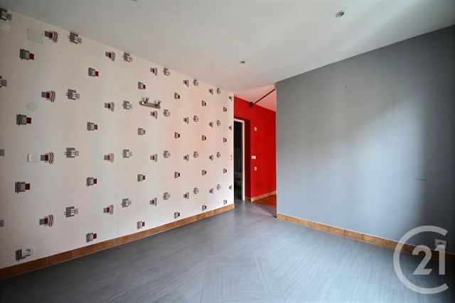 Appartement F2 à louer - 2 pièces - 30.46 m2 - IVRY SUR SEINE - 94 - ILE-DE-FRANCE - Century 21 Raspail