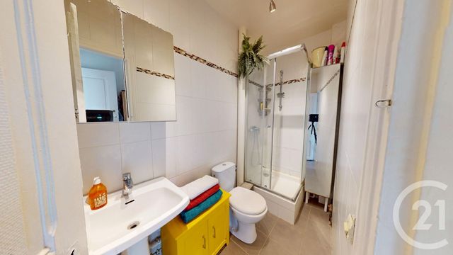 Appartement F2 à vendre - 2 pièces - 36.53 m2 - IVRY SUR SEINE - 94 - ILE-DE-FRANCE - Century 21 Raspail