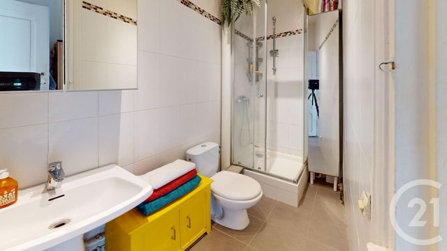 Appartement F2 à vendre - 2 pièces - 36.53 m2 - IVRY SUR SEINE - 94 - ILE-DE-FRANCE - Century 21 Raspail