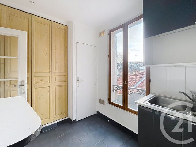 Appartement Studio à louer - 1 pièce - 25.01 m2 - IVRY SUR SEINE - 94 - ILE-DE-FRANCE - Century 21 Raspail