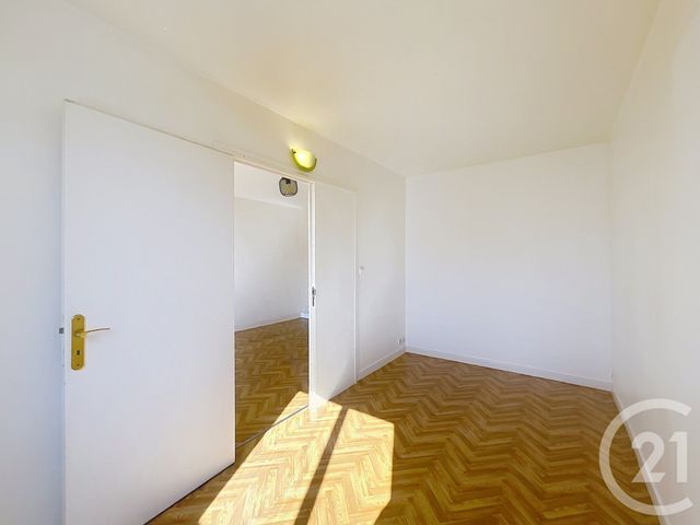 Appartement F2 à louer - 2 pièces - 37.72 m2 - IVRY SUR SEINE - 94 - ILE-DE-FRANCE - Century 21 Raspail