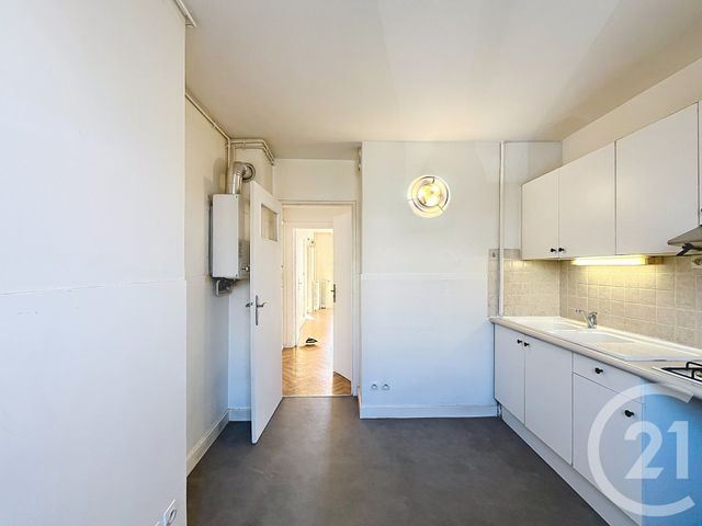 Appartement F2 à louer - 2 pièces - 37.72 m2 - IVRY SUR SEINE - 94 - ILE-DE-FRANCE - Century 21 Raspail